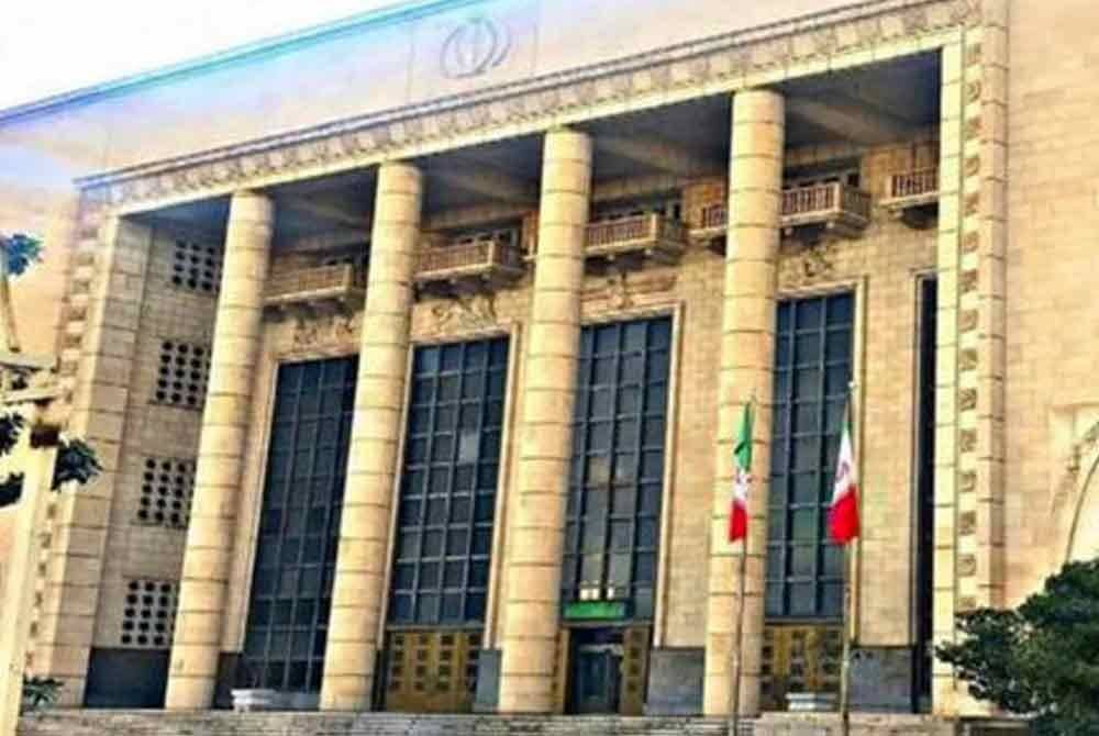 Dua hakim Mahkamah Agung Iran maut manakala seorang lagi cedera dalam insiden tembakan di luar bangunan mahkamah itu di Tehran pada Sabtu. Foto Agensi