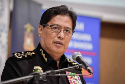 Azam Baki. Foto Bernama