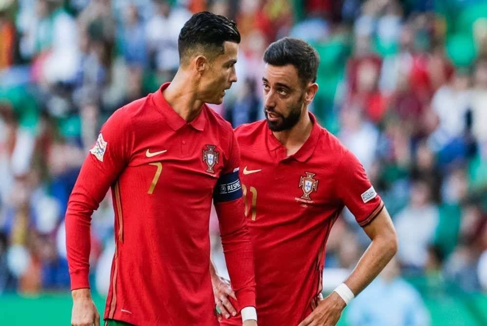 Fernandes (kiri) percaya Ronaldo masih mampu beraksi di Piala Dunia 2026.