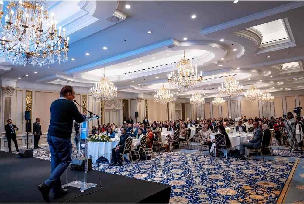 Anwar berucap pada majlis santai bersama diaspora Malaysia di Brussels, Belgium seperti dikongsikan dalam catatan terbaharunya di Facebook.