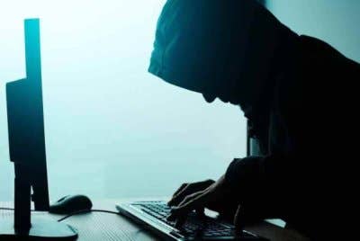 Jangan sesekali terpedaya dan menyertai skim pelaburan yang tidak dilesenkan atau tidak diiktiraf oleh Bank Negara Malaysia serta Suruhanjaya Sekuriti. Foto hiasan