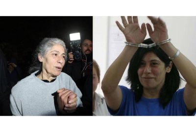 Khalida Jarrar antara yang dibebaskan Israel ketika hari pertama gencatan senjata bermula pada awal pagi Isnin. Foto AFP (Gambar kanan: Wajah Khalida Jarrar ketika ditahan pada tahun 2017.)