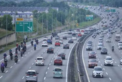 PLUS Malaysia Berhad (PLUS) mengambil tiga pendekatan strategik bagi mengendali peningkatan jumlah kenderaan di lebuh raya sempena cuti perayaan Tahun Baharu Cina. Gambar hiasan