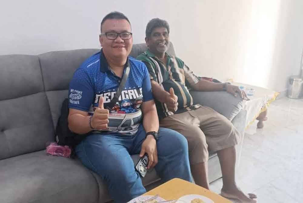 AJK KRT Taman Derga Jaya melawat kediaman penduduk sempena Hari Pongal.