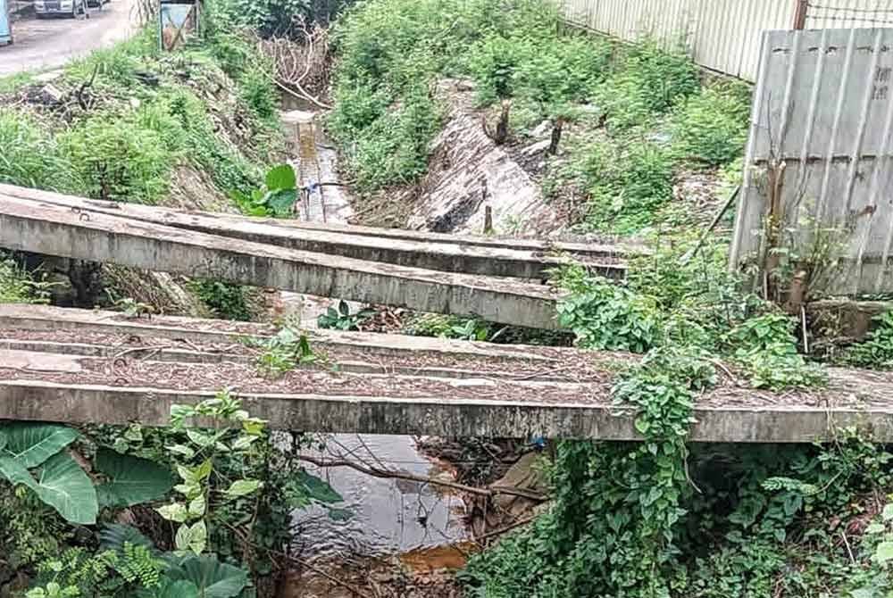 Keadaan aliran Sungai Galing yang telah kembali normal - FOTO SINAR HARIAN
