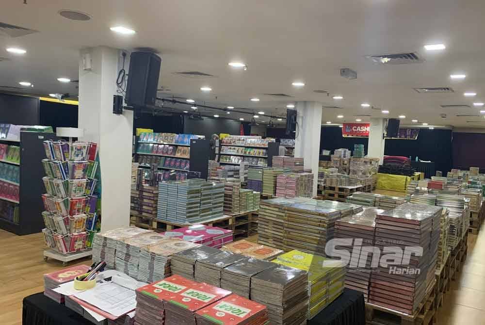 Pengunjung berpeluang mendapat tawaran potongan harga bahan bacaan sebanyak 15 hingga 80 peratus.