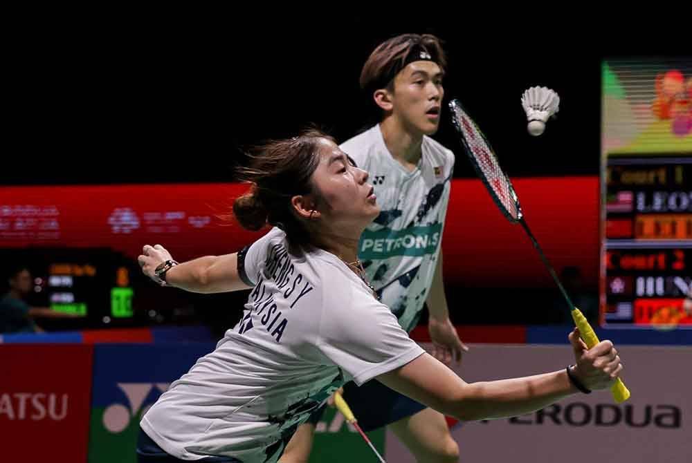 Su Yin (kiri) dan Pang Ron dipaksa bekerja keras oleh pasangan India sebelum mara ke suku akhir Masters Indonesia. - Foto Agensi
