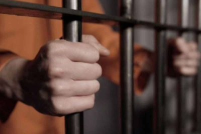 Seorang lelaki warga Korea dijatuhkan hukuman penjara 15 bulan oleh Mahkamah Sesyen di Kuala Lumpur pada Khamis selepas mengaku bersalah memiliki wang palsu, tahun lepas. Gambar hiasan