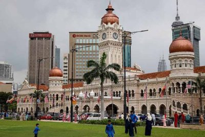 Dataran Merdeka bukanlah milik DBKL seperti yang ditegaskan oleh kerajaan baru-baru ini.