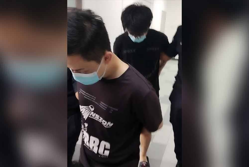 Wen Kai dan Boon Hao di Mahkamah Majistret Johor Bahru pada Jumaat.