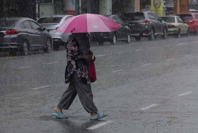 MetMalaysia mengeluarkan amaran hujan berterusan tahap waspada di Sabah dan Sarawak bermula 27 sehingga 30 Januari. Gambar hiasan