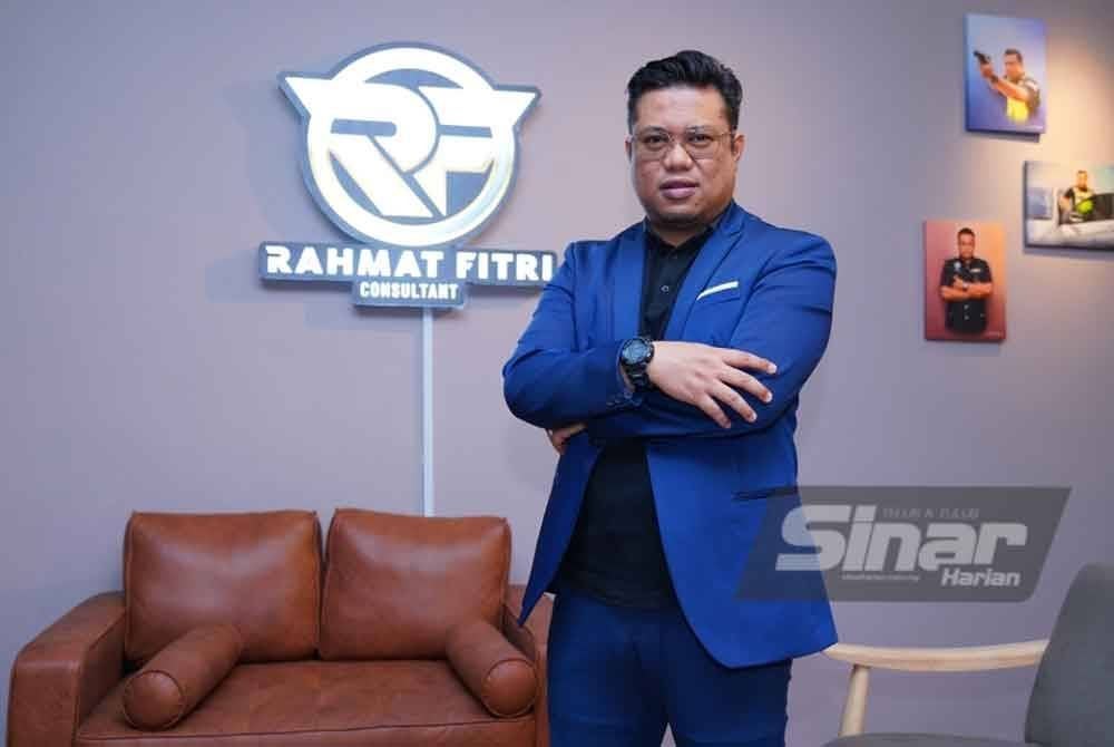 Rahmat Fitri kini aktif menguruskan syarikat konsultan miliknya. FOTO: SINAR HARIAN / MOHD HALIM ABDUL WAHID