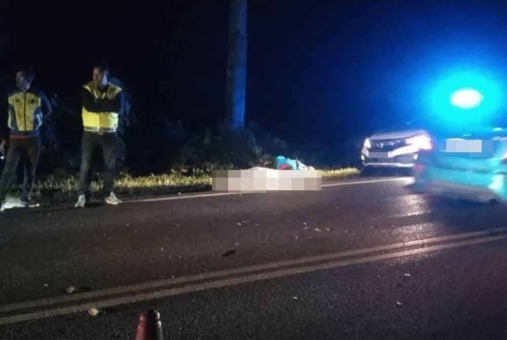 Jenazah ayah dan anak telah diserahkan kepada pihak polis untuk tindakan selanjutnya. Foto JBPM