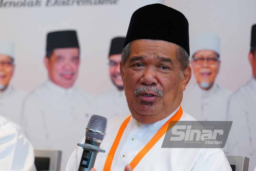 Mohamad ketika sidang akhbar selepas merasmikan Konvensyen Nasional Amanah 2024 di Klang pada Sabtu. Foto SINAR HARIAN/MOHD HALIM ABDUL WAHID