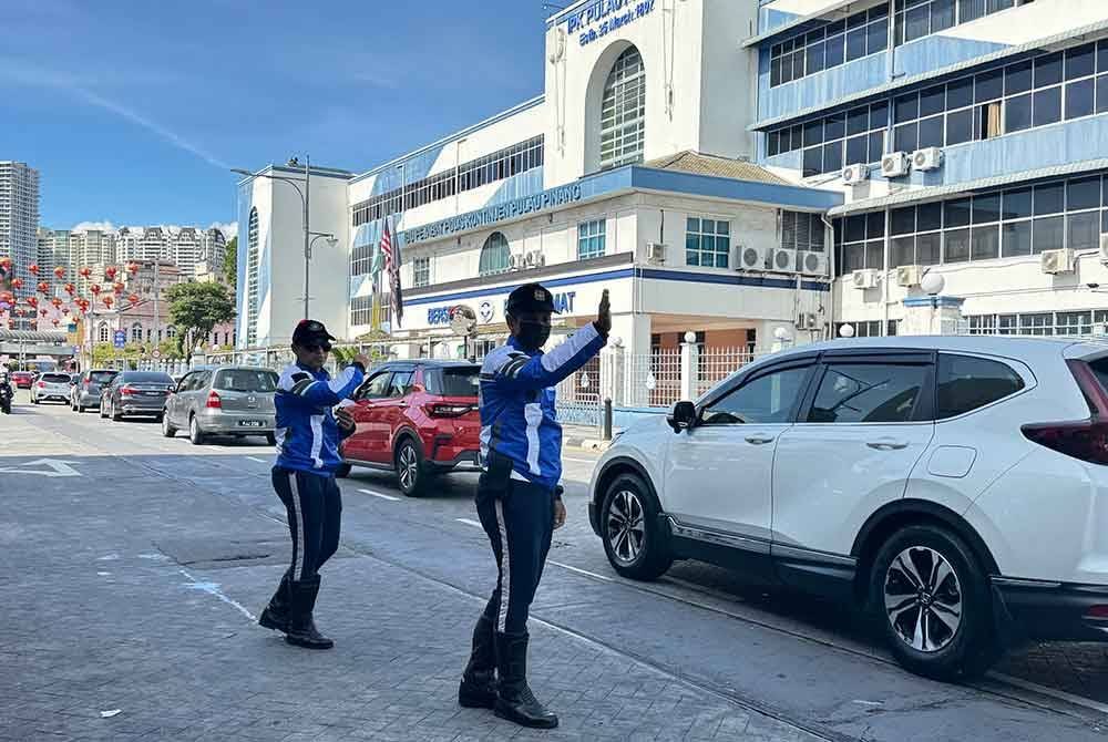 Waktu bertugas anggota Unit Trafik Jabatan Penguatkuasan MBPP akan dilanjutkan dari jam 10 malam kepada jam 12 tengah malam pada setiap hari berkuatkuasa 18 Januari sehingga 16 Februari ini.