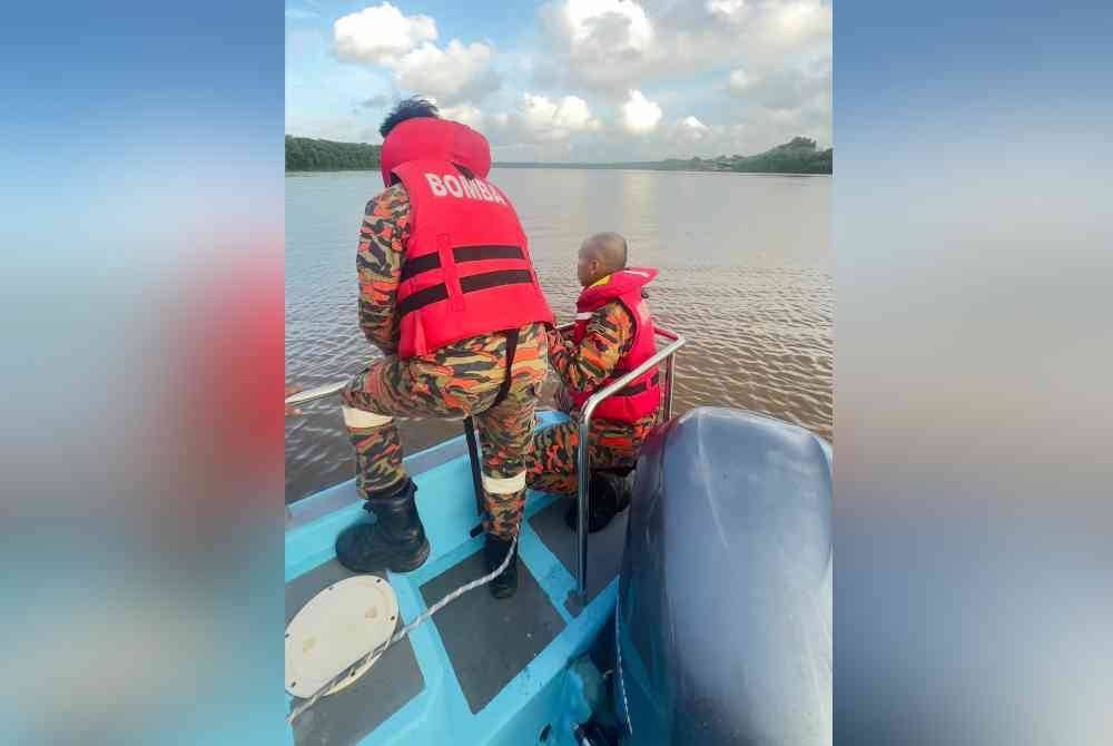 PGO bomba telah mengaktifkan pasukan PPDA dari BBP Pekan ke lokasi bagi menjalankan operasi SAR mangsa yang terjatuh berhampiran Jeti Sungai Puteri, Kuala Rompin pada Sabtu.