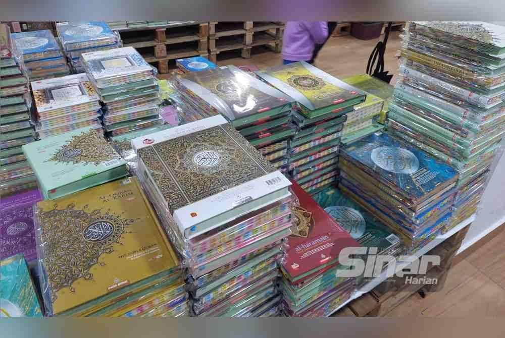 Koleksi al-Quran yang dijual sempena Jualan Gudang Karangkraf 2025
