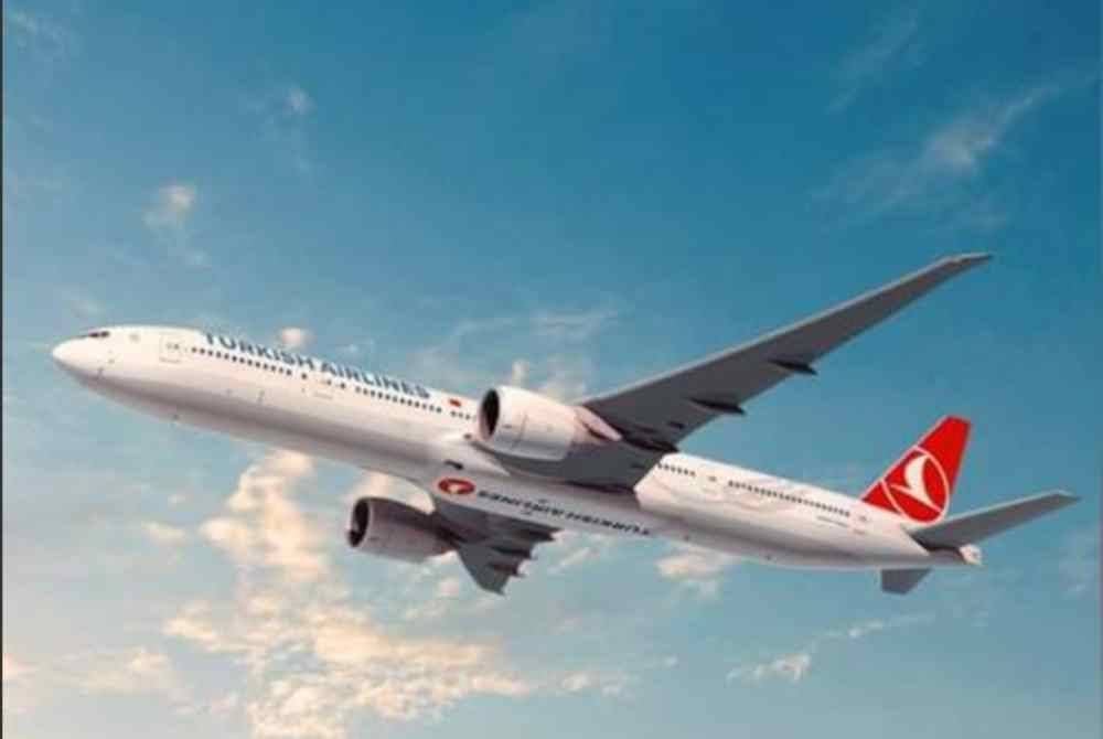 Sebuah pesawat Turkish Airlines penerbangan TK612 dari Lapangan Terbang Antarabangsa Entebbe, Uganda ke Istanbul tidak meneruskan penerbangan ke destinasi akhir atas langkah keselamatan