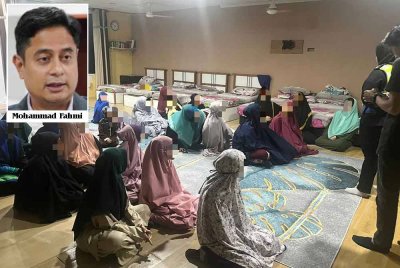 Seramai 11 kanak-kanak anggota GISB Holdings Sdn Bhd (GISBH) di Selangor diletakkan di bawah jagaan sementara Jabatan Kebajikan Masyarakat (JKM) masih belum dikenal pasti ibu bapa atau penjaganya. 