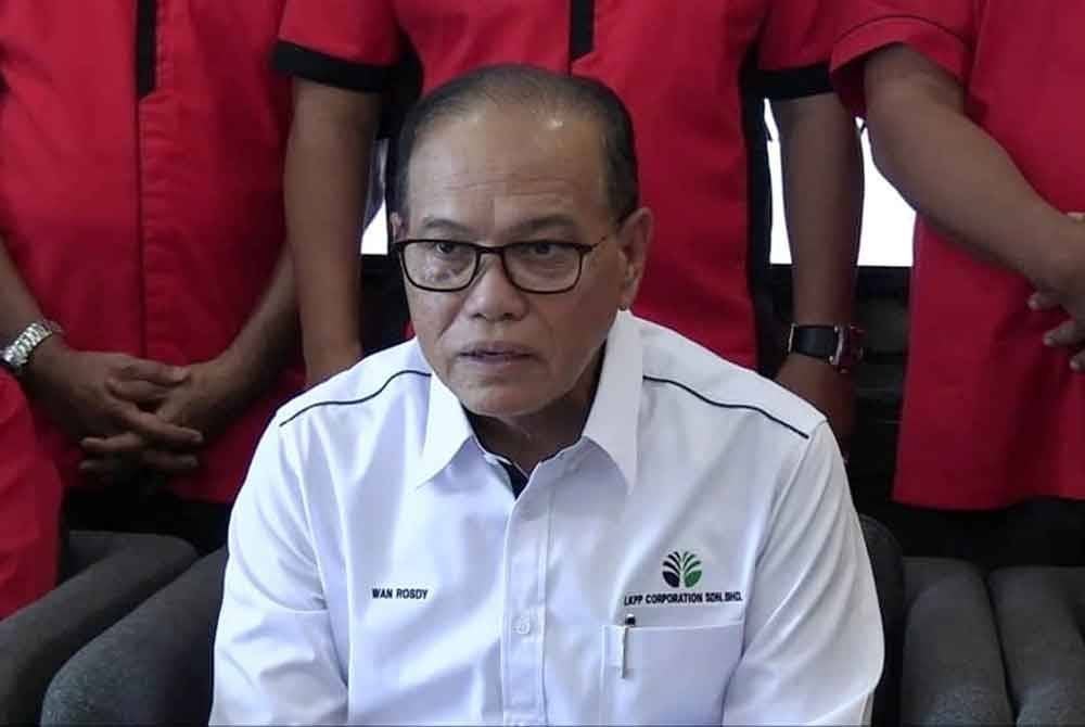 Menteri Besar Pahang, Datuk Seri Wan Rosdy Wan Ismail.