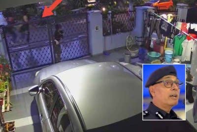 Tangkap layar yang memaparkan seorang wanita disamun dengan alat perenjat elektrik ketika ingin memasuki rumahnya. Gambar kecil: Balveer Singh