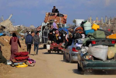 Hampir 430,000 orang sedang bergerak dari selatan Semenanjung Gaza ke utara enklaf itu.