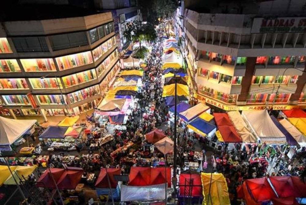 DBKL menyediakan sejumlah 3,000 tapak niaga di semua bazar Ramadan seliaan pihak berkuasa tempatan itu, termasuk Bazar Ramadan Lorong TAR di Kuala Lumpur.