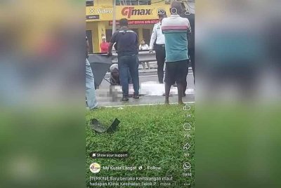 Tangkap layar video tular menyaksikan seorang warga emas maut di tempat kejadian setelah dilanggar sebuah kereta di Kilometer 17.1 Jalan Klang-Banting-Port Dickson, pada Sabtu.