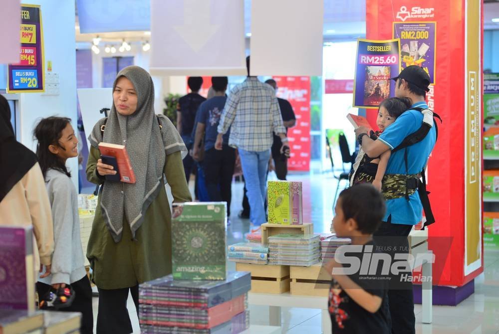 Orang ramai boleh mendapatkan al-Quran Amazing di Karangkraf Mall, Shah Alam pada harga RM145.