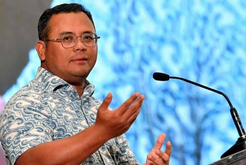 Amirudin ketika berucap dalam Majlis Amanat Menteri Besar Selangor bersama Jawatankuasa Pembangunan dan Keselamatan Kampung (JPKK), Kampung Tradisi Negeri Selangor di Dewan Jubli Perak, Bangunan Sultan Abdul Aziz di sini, pada Ahad. Foto: Bernama