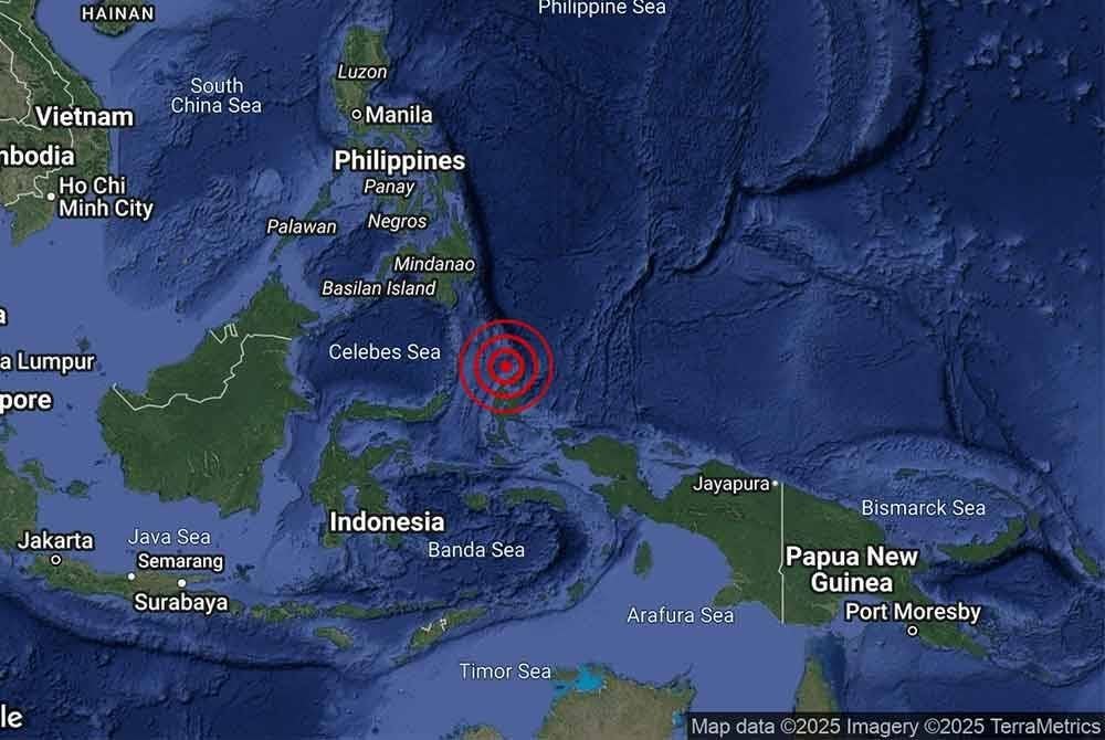 Pusat gempa bumi itu terletak di 2.9 darjah utara dan 128 darjah timur dengan kedalaman 97 km iaitu 207 km tenggara dari Pulau Talaud, Indonesia. Foto MetMalaysia