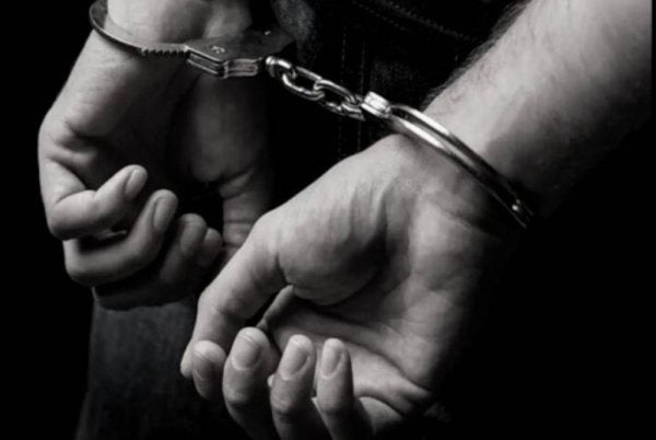 Seorang bomoh lelaki ditahan selepas didakwa mencabul seorang kanak-kanak perempuan di Kemaman pada 31 Januari lepas. Gambar hiasan