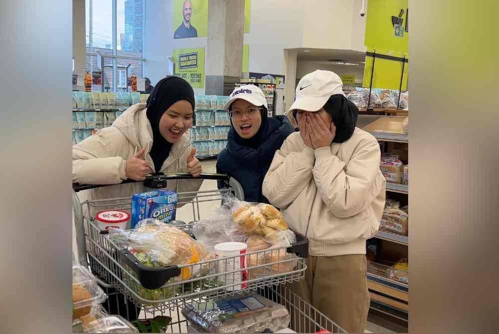 Raja Aisya Suraya berkongsi gambar membeli barangan keperluan seharian bersama rakan-rakannya.