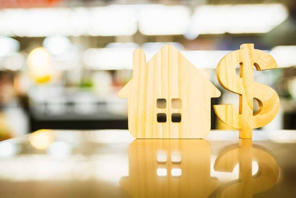 HUTANG ialah harta si mati yang dipinjam dan wajib dikembalikan semula kepada ahli waris sebagai harta pusaka kerana pemilikan si mati sudah beralih kepada para waris. -Foto: CANVA