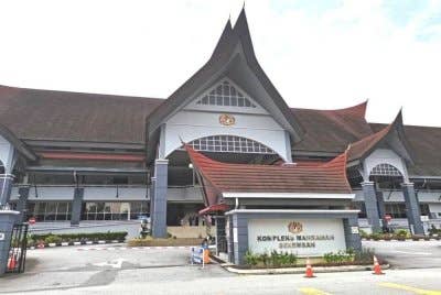 Kompleks Mahkamah Seremban.
