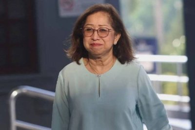 Isteri bekas Menteri Kewangan, Tun Daim Zainuddin, Toh Puan Na'imah Abdul Khalid.