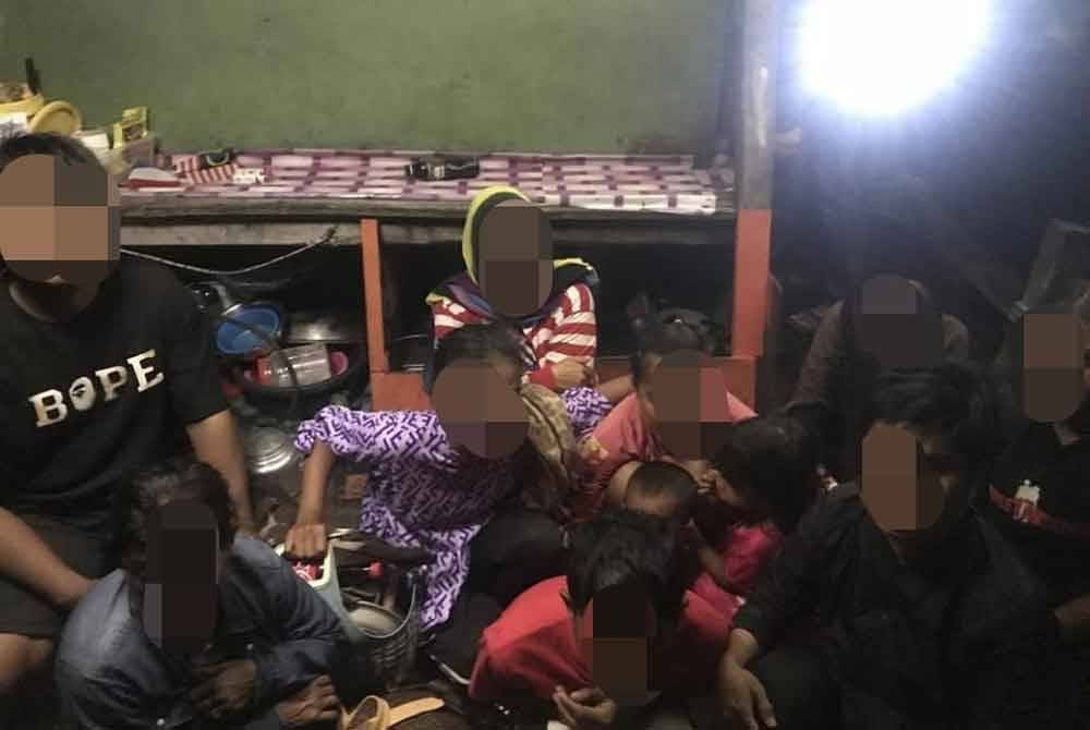 Antara PATI yang ditahan PPM di perairan Pulau Berhala, Sandakan.