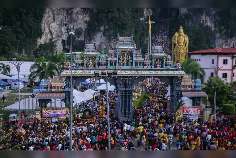 Tujuh jalan di sekitar Batu Caves akan ditutup secara berperingkat mengikut keadaan semasa mulai tengah malam Ahad ini sehingga 14 Februari, sempena sambutan Thaipusam.