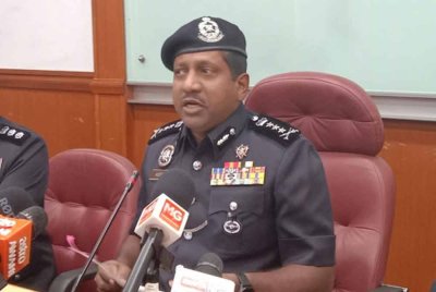 Hussein ketika sidang akhbar sempena Ops Palu sempena Thaipusam di Batu Caves pada Khamis.