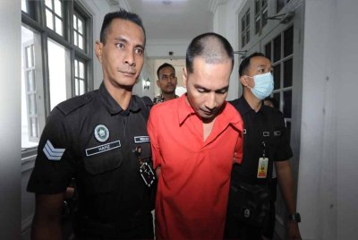 Mahkamah Tinggi pada Jumaat menetapkan pada 25 Februari sebagai keputusan permohonan penangguhan hukuman penjara 10 tahun ke atas Rosmaini Abd Raof, 42, yang menyebabkan kecederaan parah terhadap bekas isteri ketiganya Jahidah Nordin@Sylvester, 47, sehingga koma, empat tahun lalu.