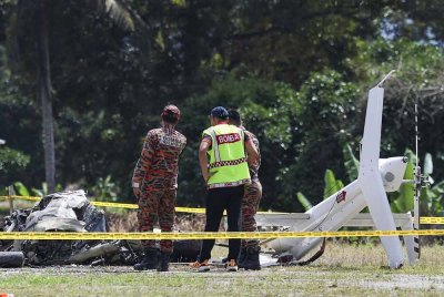 Tragedi berkenaan meragut nyawa seorang jurutera warga Indonesia yang maut di tempat kejadian akibat terkena serpihan bilah helikopter tersebut. Foto Bernama