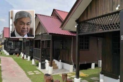 Kursus khas usahawan dan program TVET ‘homestay’ atau inap desa diperkenalkan bagi menyokong Kepengerusian ASEAN 2025 serta persediaan Tahun Melawat Malaysia 2026. Gambar hiasan (Gambar kecil: Ahmad Zahid)