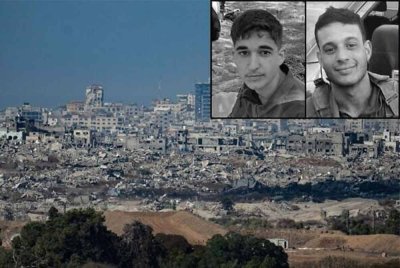 Refael Ben Ami (kiri) dan Nadav Cohen terbunuh dalam insiden kren tumbang yang berlaku secara tidak sengaja di Gaza.- Agensi