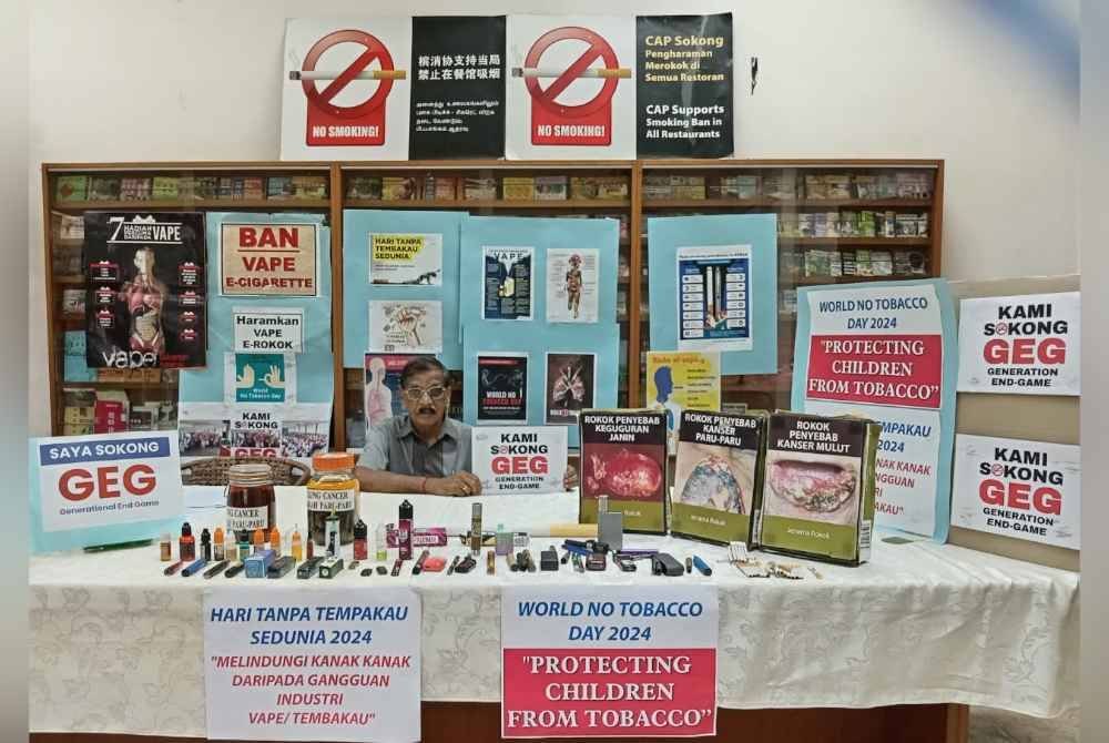 CAP mendesak kerajaan khususnya KKM supaya mengharamkan penggunaan vape dan rokok elektronik berikutan peningkatan ketara penggunaannya dalam kalangan pelajar sekolah.