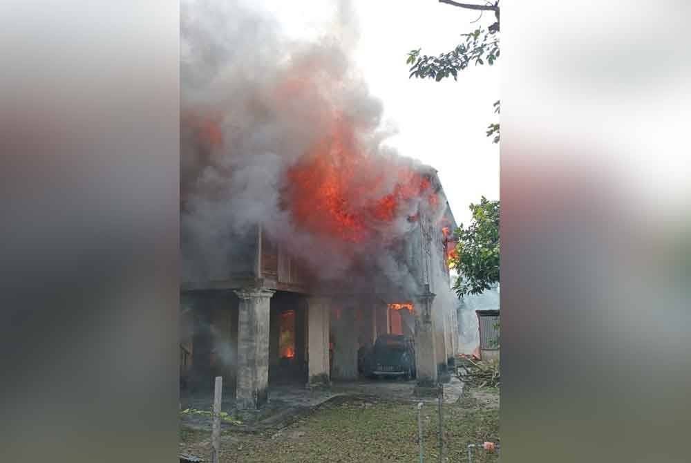 Keadaan rumah berkenaan ketika kejadian pada Ahad.