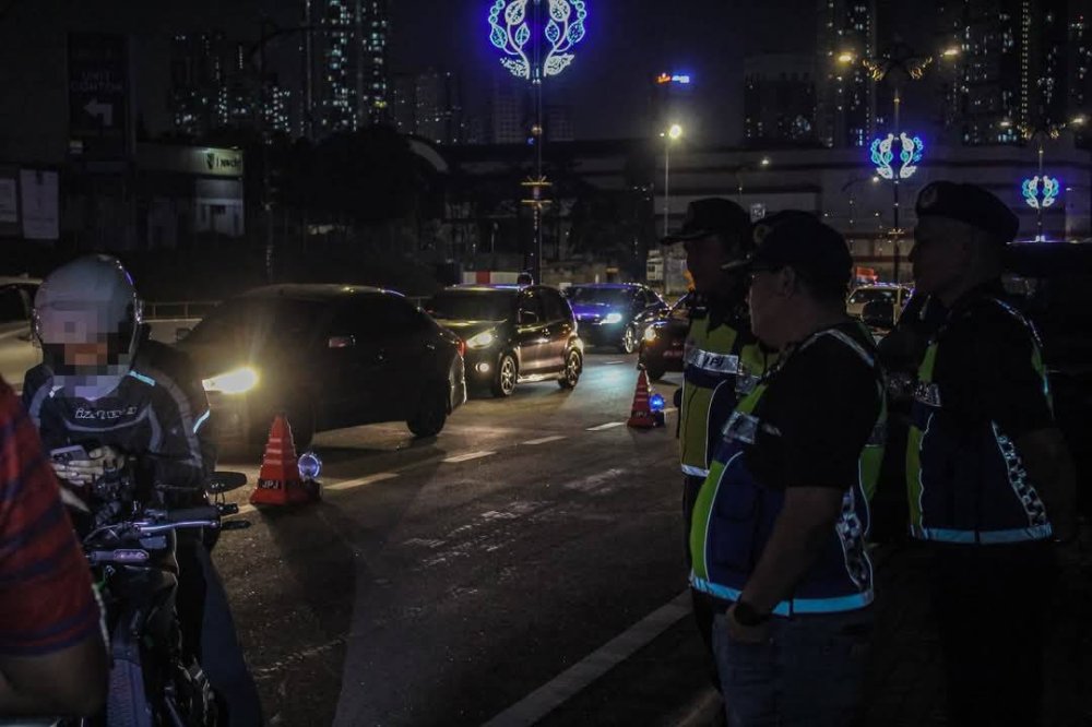 JPJ Johor menjalankan Op Tahun Baharu Cina 2025 bermula 20 Januari lalu hingga malam Ahad.- Foto JPJ Johor