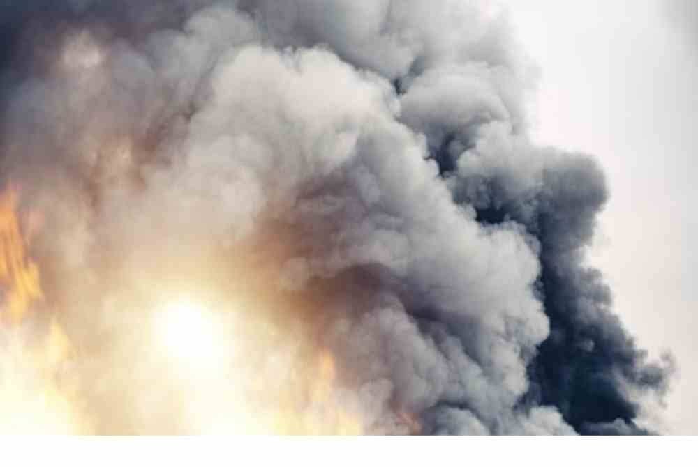 Sebuah tangki simpanan minyak di bandar Ulsan, tenggara Korea Selatan, meletup pada Isnin, mengakibatkan seorang maut dan seorang lagi cedera. Gambar hiasan