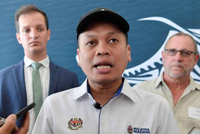 Nik Nazmi. Foto Bernama