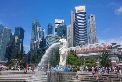 Saharuddin Saari yang bekerja sebagai tukang cuci di Singapura telah dibatalkan pas kerjanya dan dihantar pulang ke Malaysia. Gambar hiasan