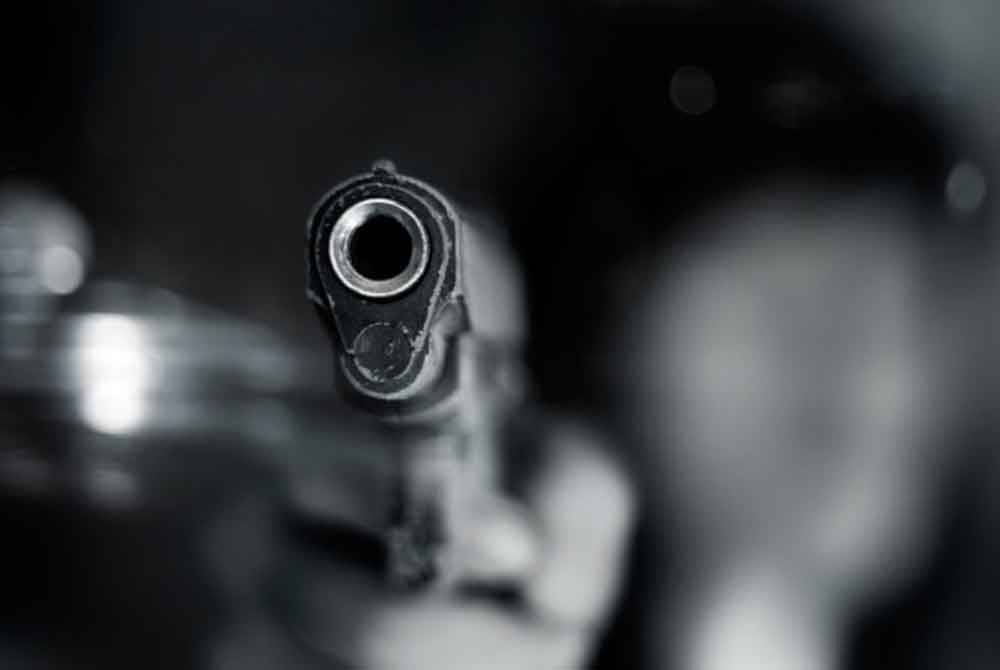 Seorang remaja Singapura berusia 18 tahun ditahan di bawah ISA kerana didapati ingin melakukan serangan terhadap masyarakat Melayu/Islam di Singapura. Gambar hiasan